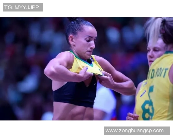 肌肉力量与足球技巧完美结合的顶级球星揭秘