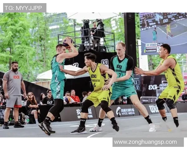 成都篮球队在大师赛中的耐力表现分析与启示