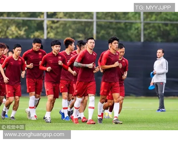 深圳足球的崛起与发展探索约足球新模式的未来之路